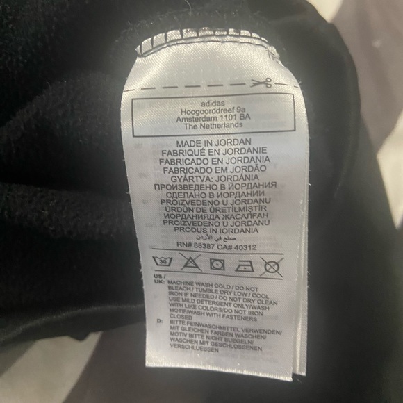 ADIDAS BLACK TRAINING VEST - Picture 3 of 6